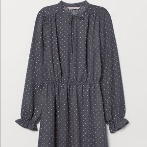 H&M gray polka dot long sleeve dress